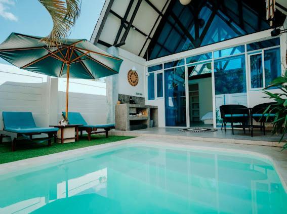 Atties Villa กิลิไอร์ ภายนอก รูปภาพ